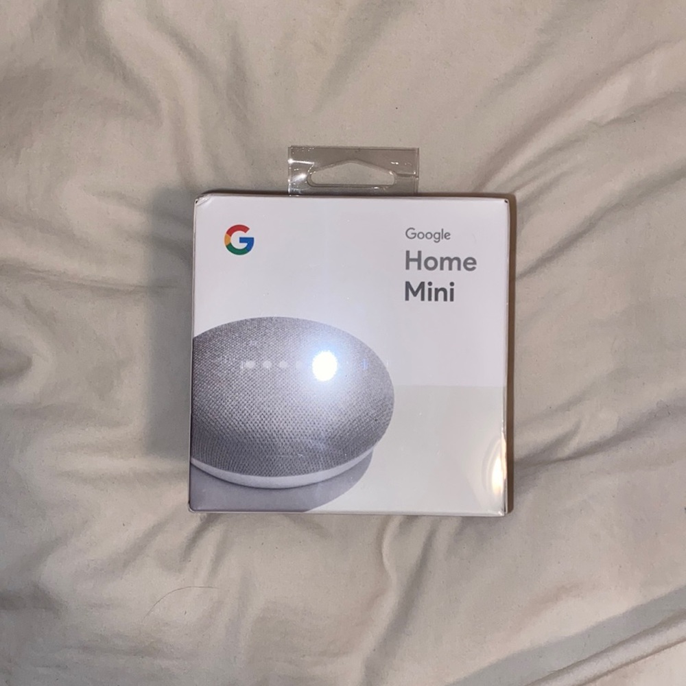 Google Home Mini speaker brand new